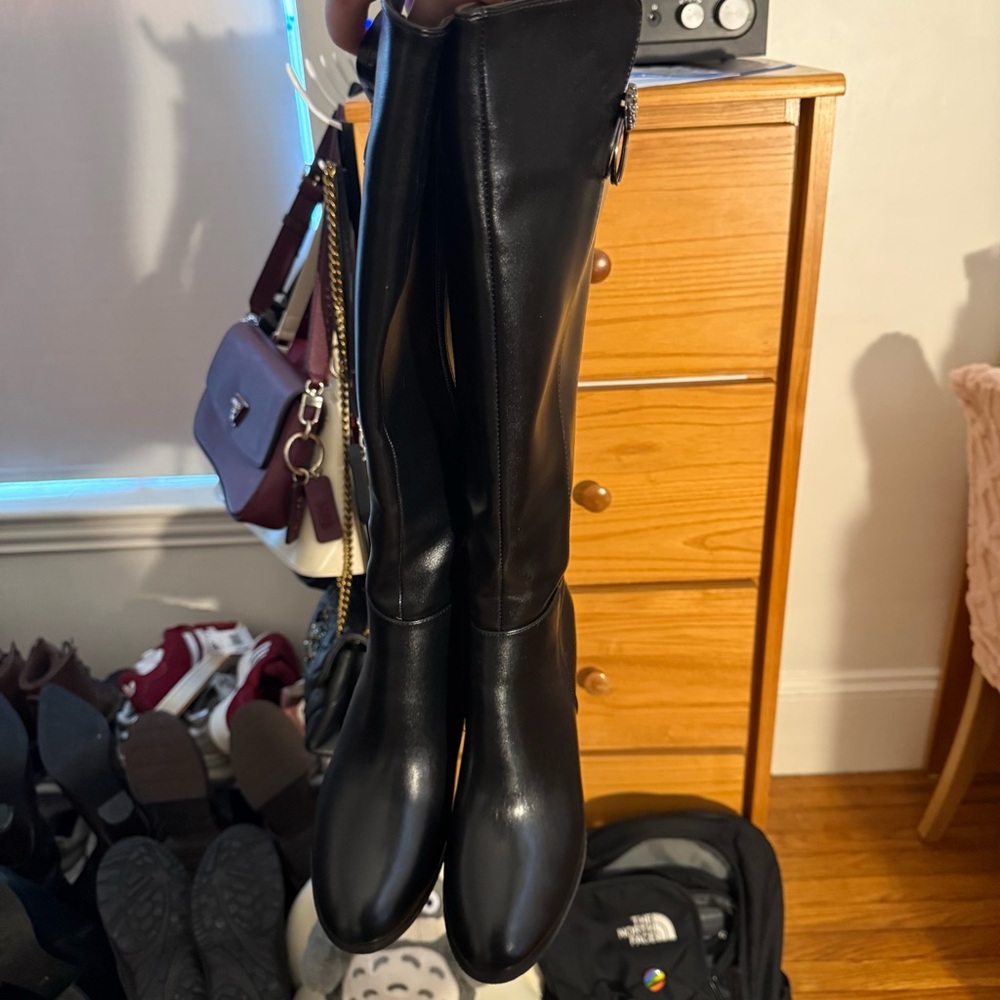 Women’s Faux Black Leather Black Heel Knee-High Boots - Picture 3 of 6
